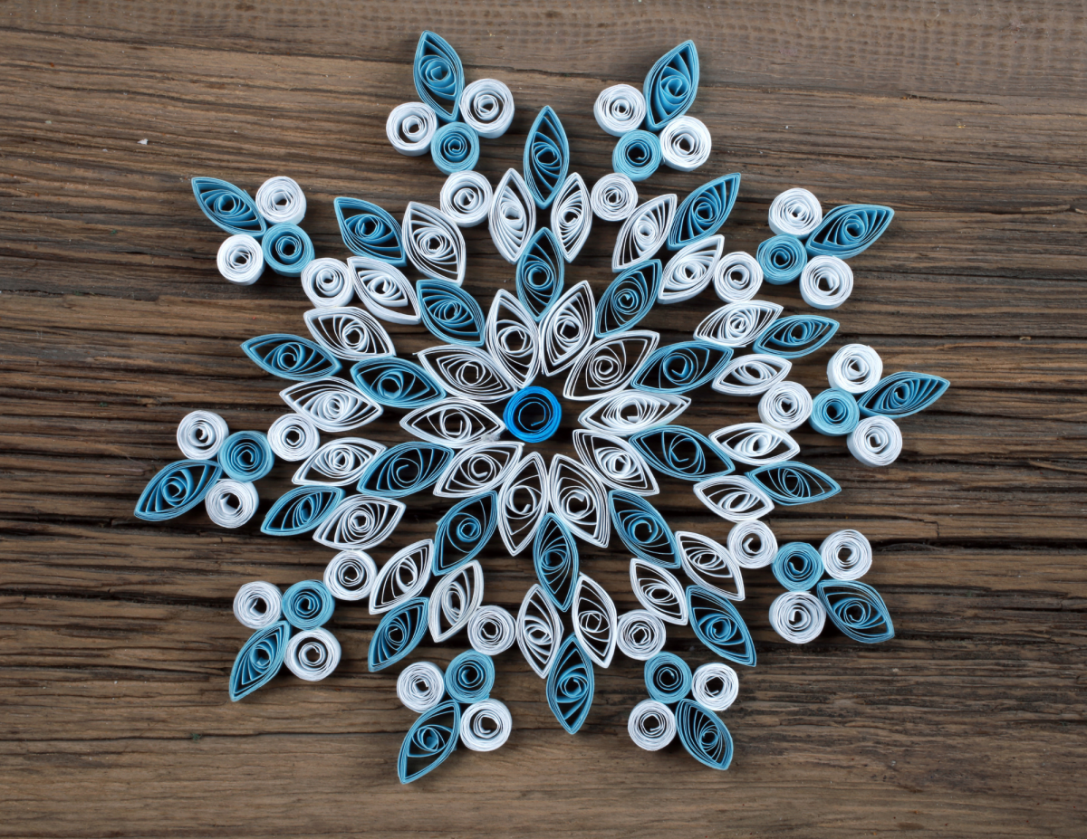 paper quilled snowflake
